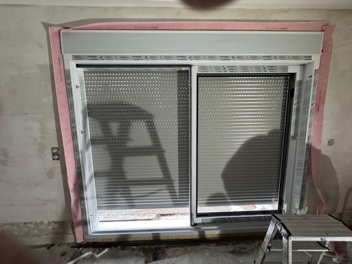 Fenstertausch nach RAL 3-Fach Weiß-Weiß